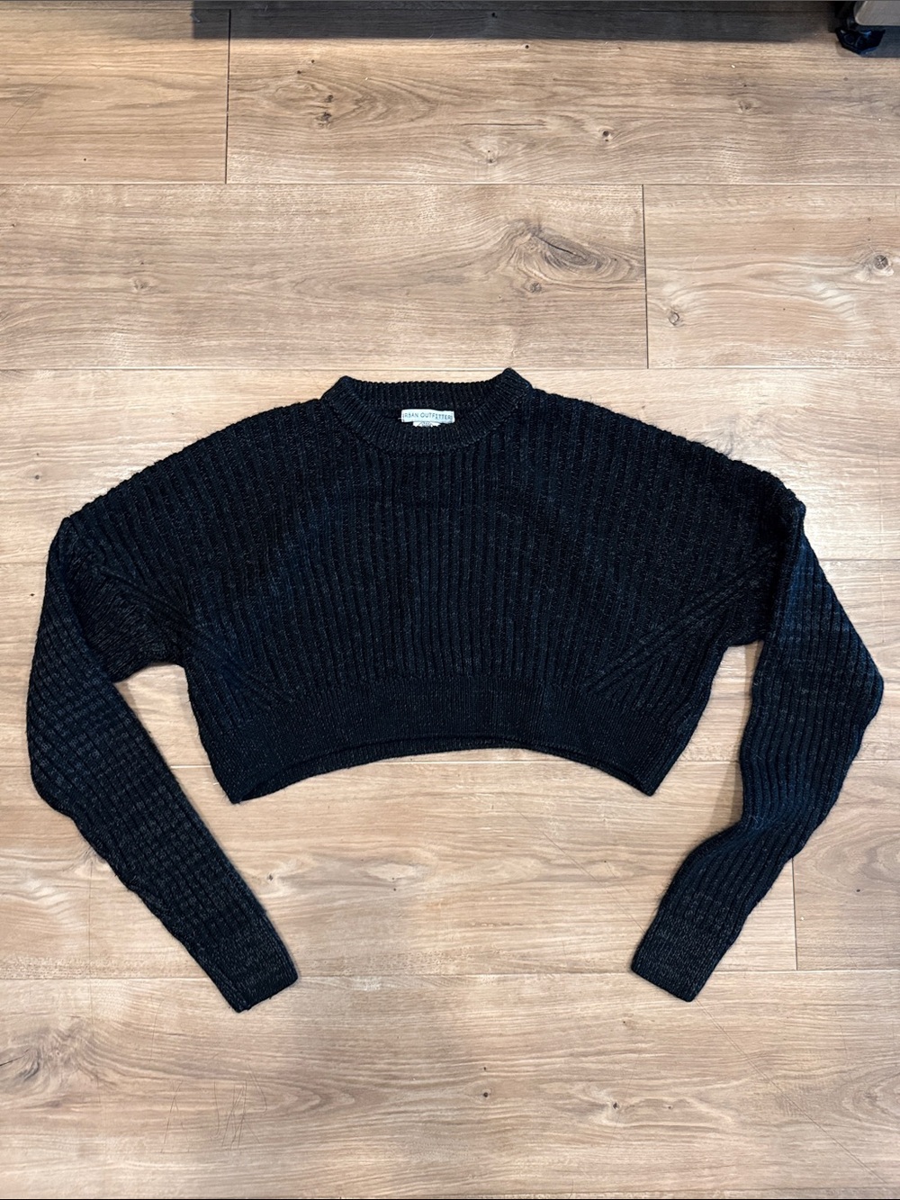 Urban Outfitters Black Cropped Ribbed Crewneck Sweater - Women